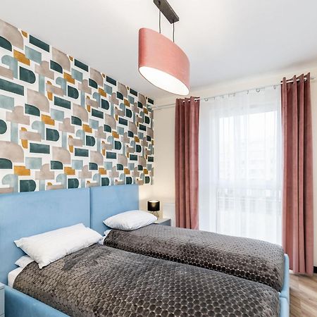 Saska Park Apartments كراكوفيا المظهر الخارجي الصورة