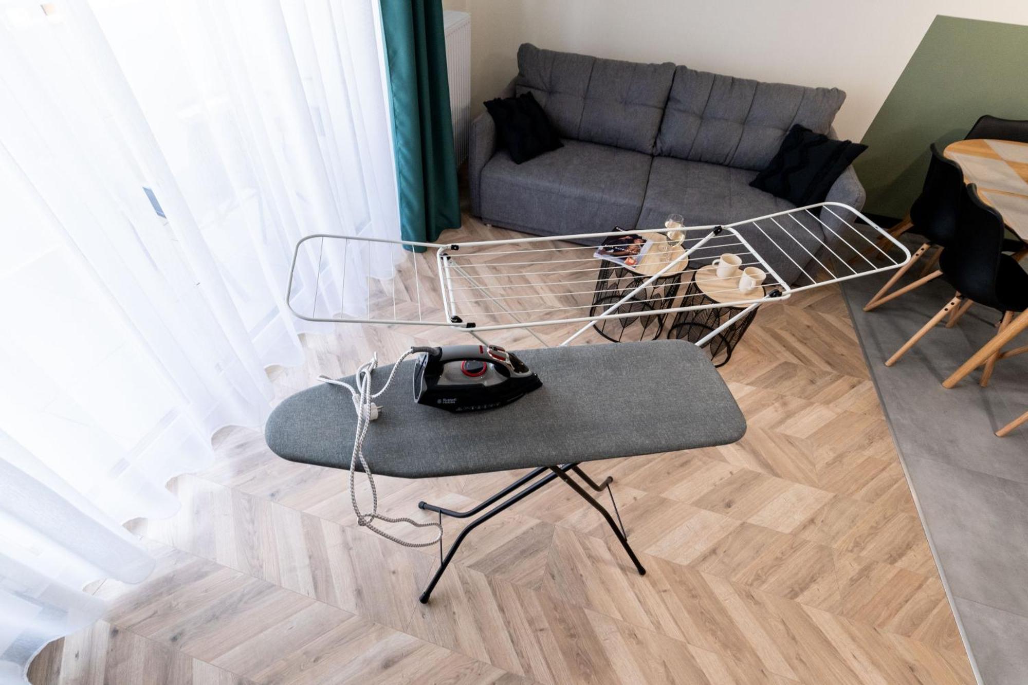 Saska Park Apartments كراكوفيا المظهر الخارجي الصورة